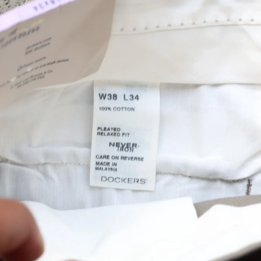 Dockers Premium Men's Pleated Dress Pants 38x34 Brown Never Iron Khaki NWT